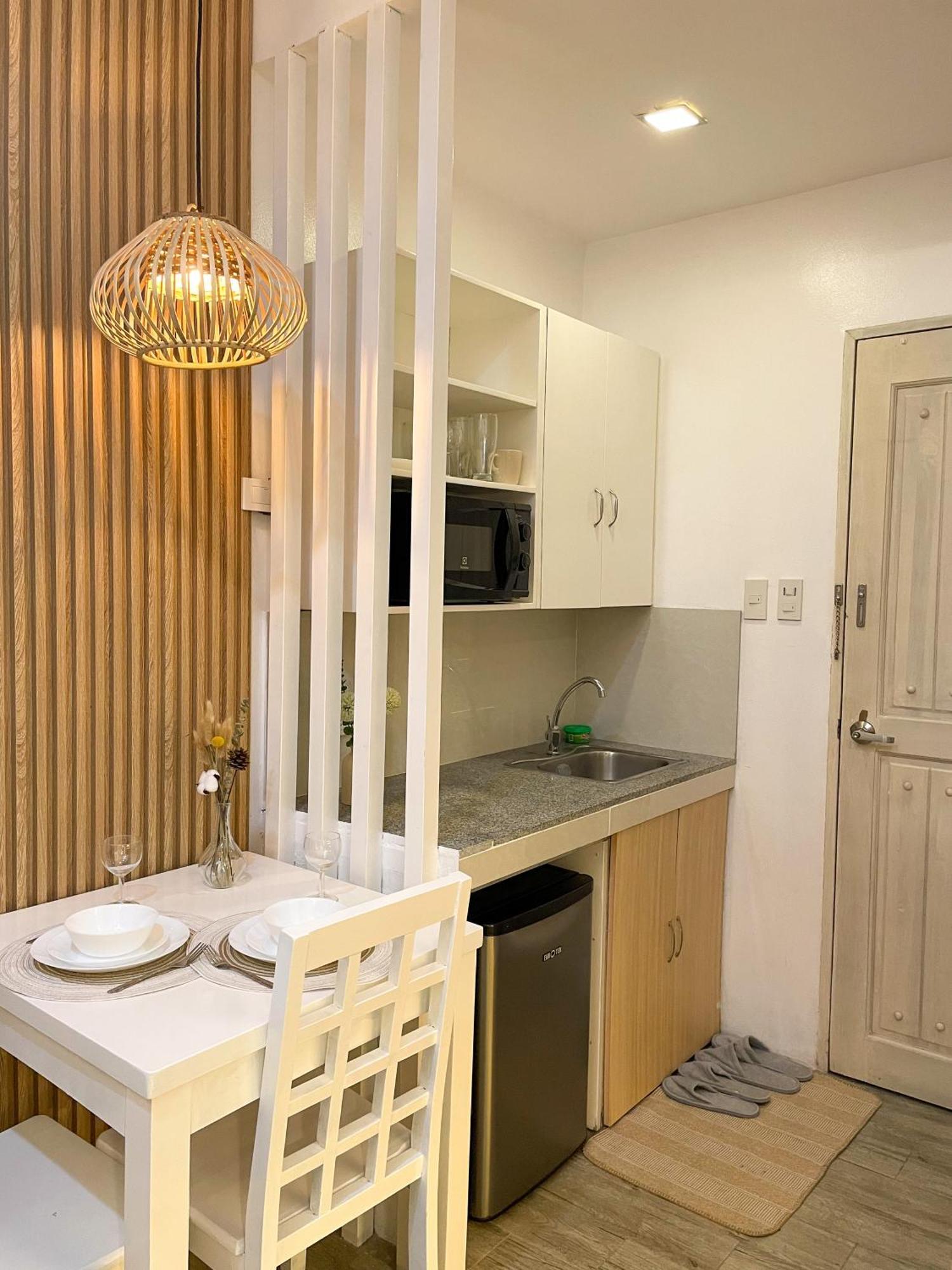 La Bella Residences, The Tiny Loft Tagaytay City Buitenkant foto