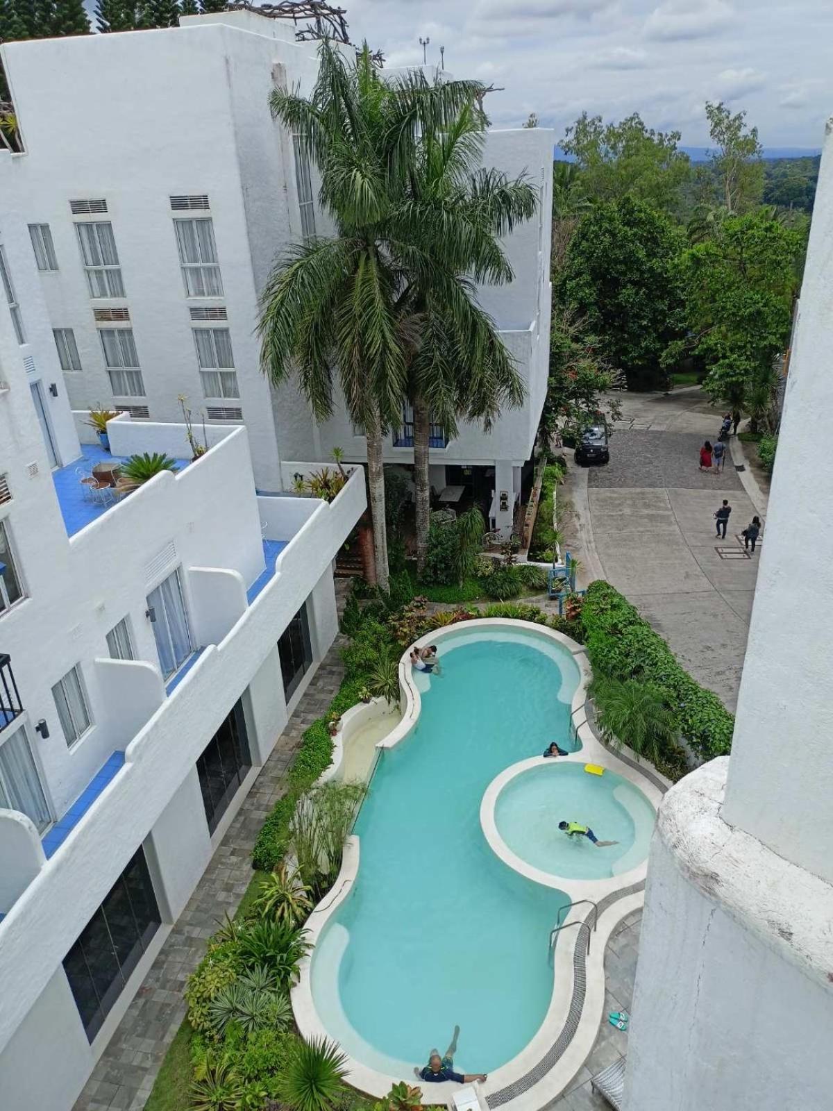 La Bella Residences, The Tiny Loft Tagaytay City Buitenkant foto